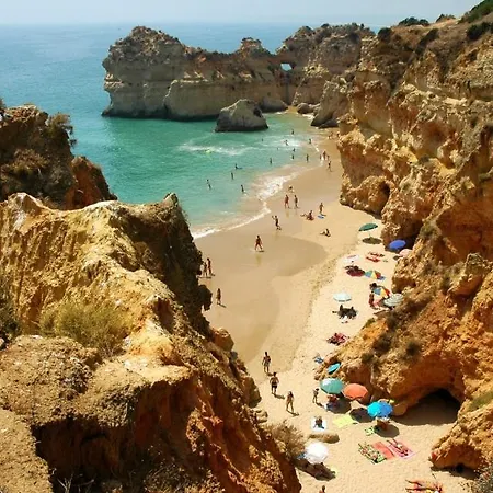 T1 Clube Praia Da Rocha * بورتيماو
