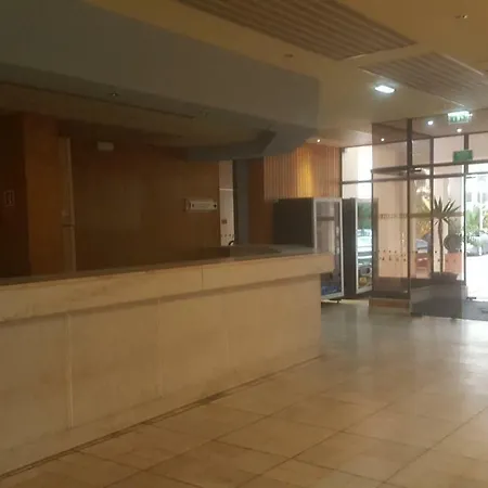 T1 Clube Praia Da Rocha 포티마오
